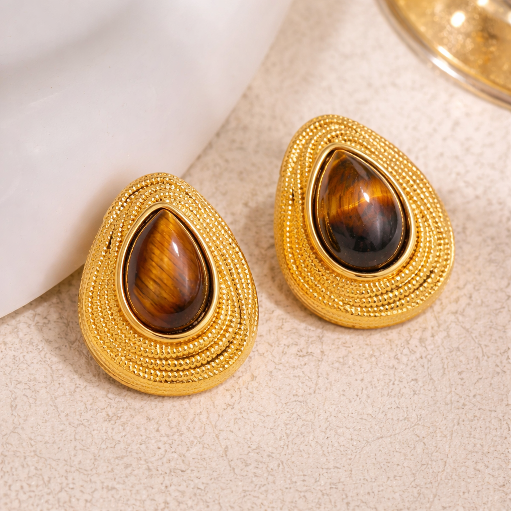 Vintage Gold Teardrop Stud Earrings