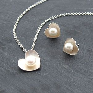 Elegant Pearl Heart Set - emmy-rae-jewels.com