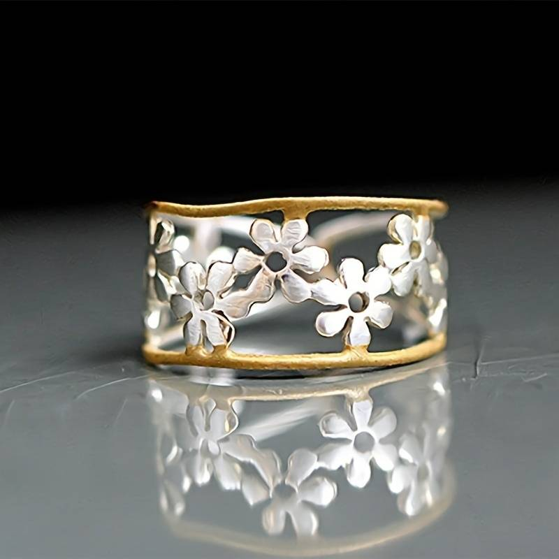 Irregular Hollow Daisy Ring - emmy-rae-jewels.com