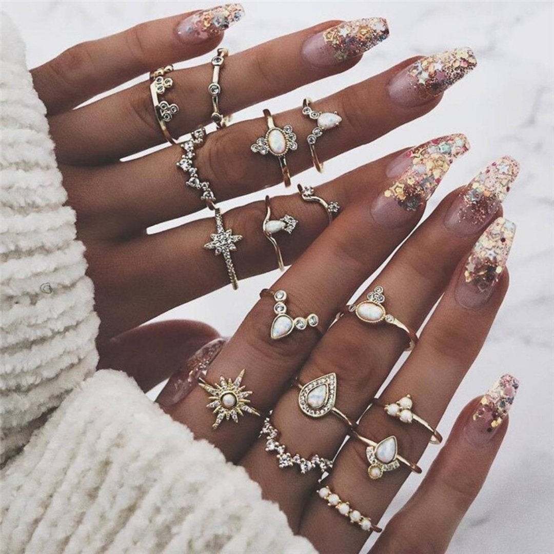 Unique Premium Pack of 8 to 12 Rings - emmy-rae-jewels.com