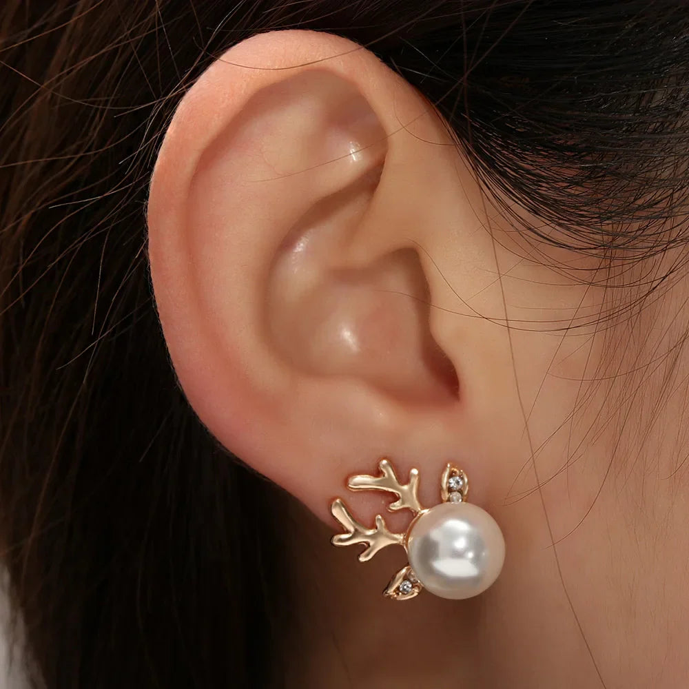 Christmas Reindeer Pearl Earrings - emmy-rae-jewels.com