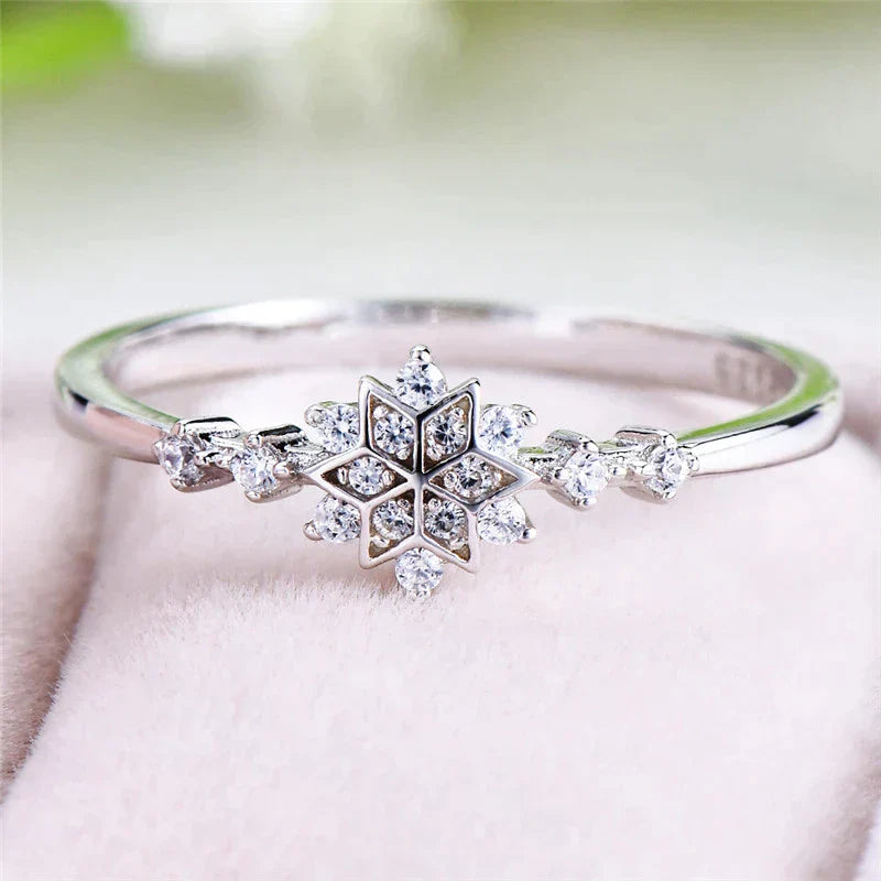 Snowflake Ring in Sterling Silver 925 - emmy-rae-jewels.com