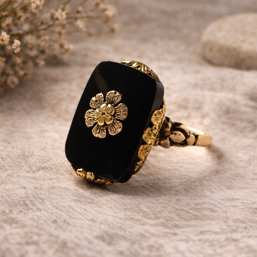 Vintage Black Stone Ring