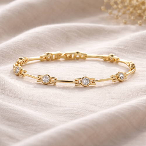 Sophisticated Gold Bracelet with Sparkling Zirconias
