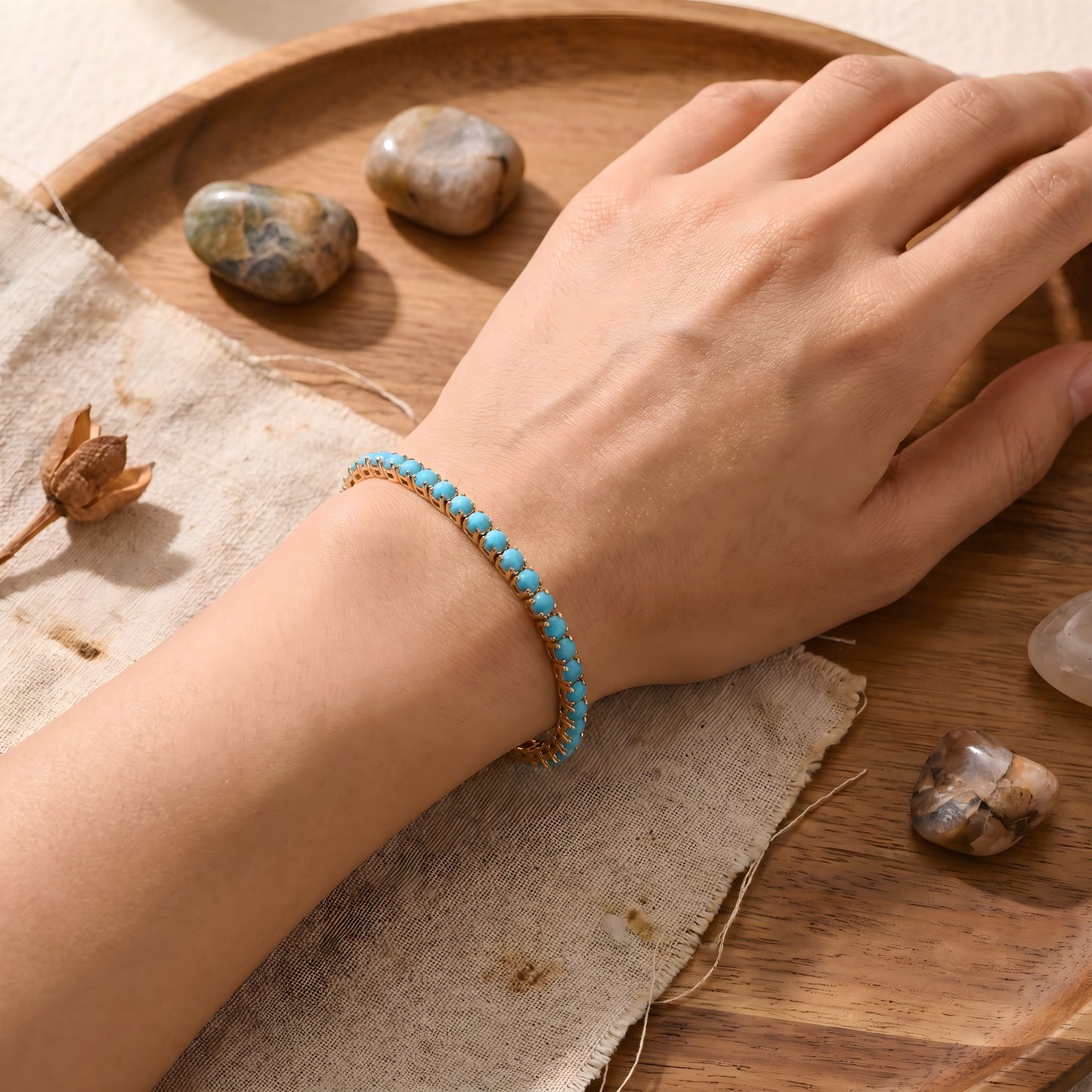 Elegant Gold Turquoise Chain Bracelet