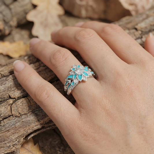 Elegant Turquoise Flower Crystal Ring