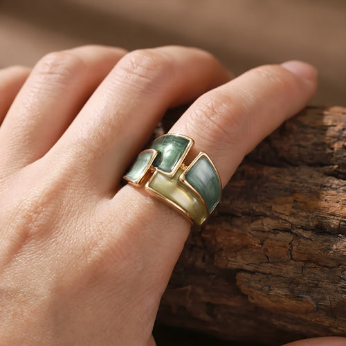 Adjustable Golden Leafshine Ring