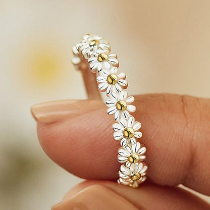 Adjustable Silver and Hand Painted Enamel Daisy Ring - emmy-rae-jewels.com
