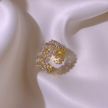 Luxury Pearl Ring in Gold - emmy-rae-jewels.com