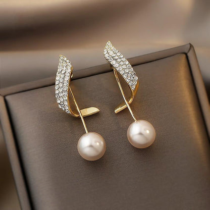 Pearl Earrings in Gold - emmy-rae-jewels.com