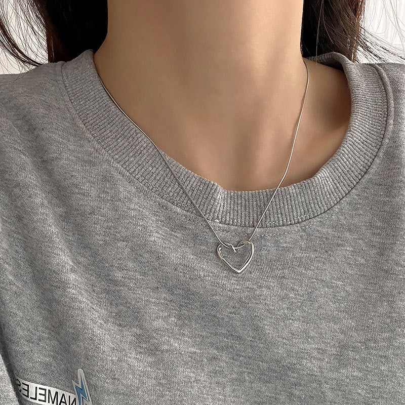Dara Silver Heart Necklace - emmy-rae-jewels.com