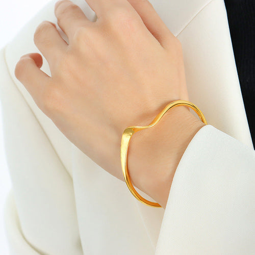 Iris Golden Bangle - emmy-rae-jewels.com