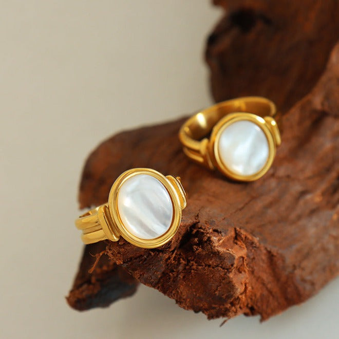 Belle Golden Seashell Ring - emmy-rae-jewels.com