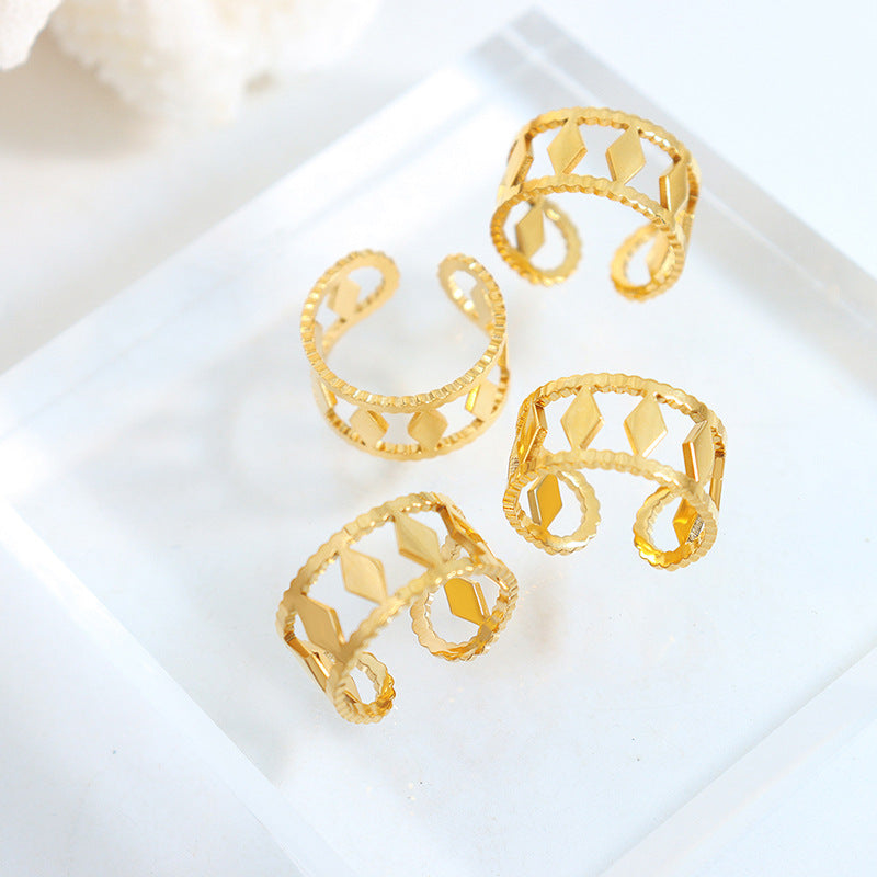 Caelum Golden Ring - emmy-rae-jewels.com