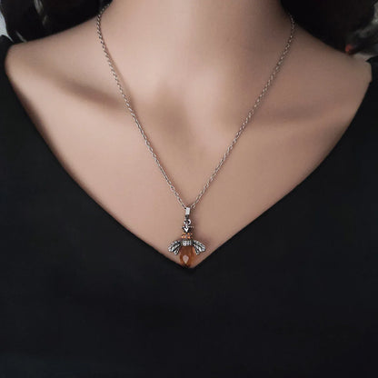 Vintage Bee Necklace & Earrings Set - emmy-rae-jewels.com