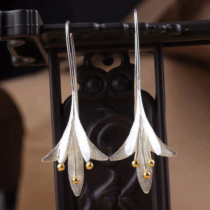 Silver Flower Earrings - emmy-rae-jewels.com