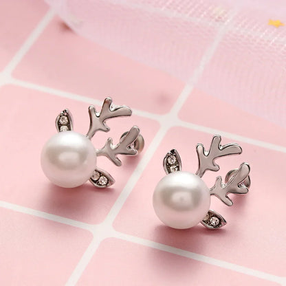 Christmas Reindeer Pearl Earrings - emmy-rae-jewels.com