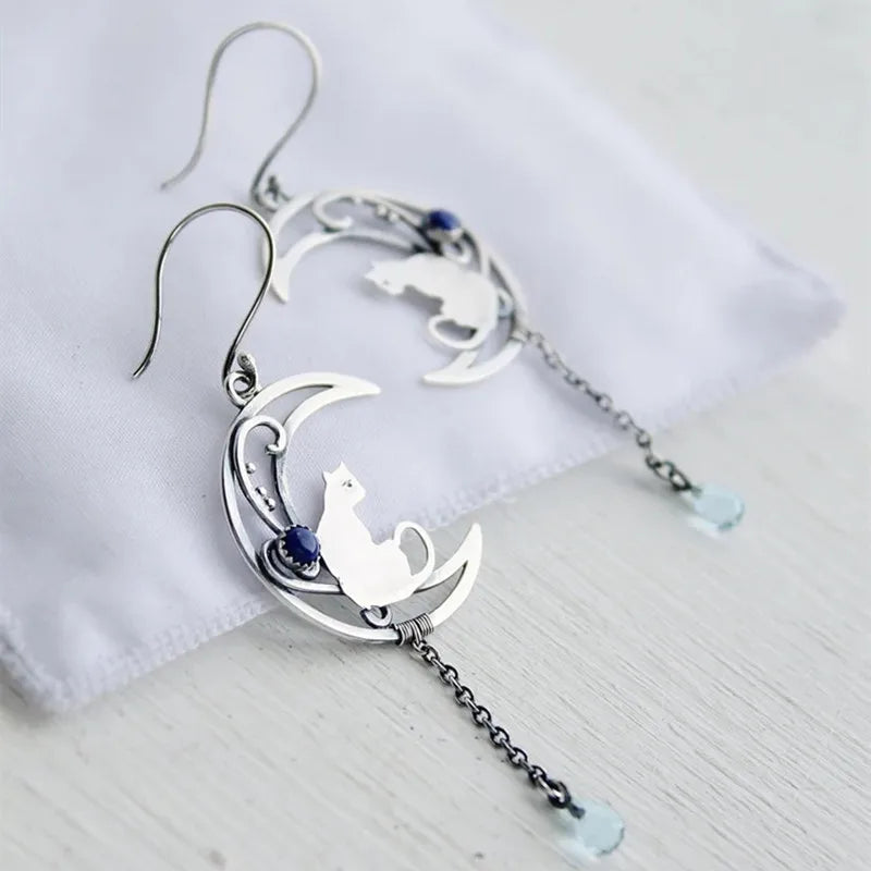 Moonlight Cat Earrings – Vintage Crescent Design with Lapis Lazuli Gemstone - emmy-rae-jewels.com