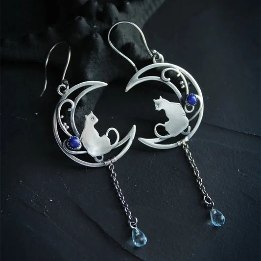 Moonlight Cat Earrings – Vintage Crescent Design with Lapis Lazuli Gemstone - emmy-rae-jewels.com