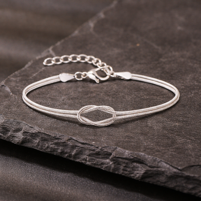 Connection Knot Bracelet