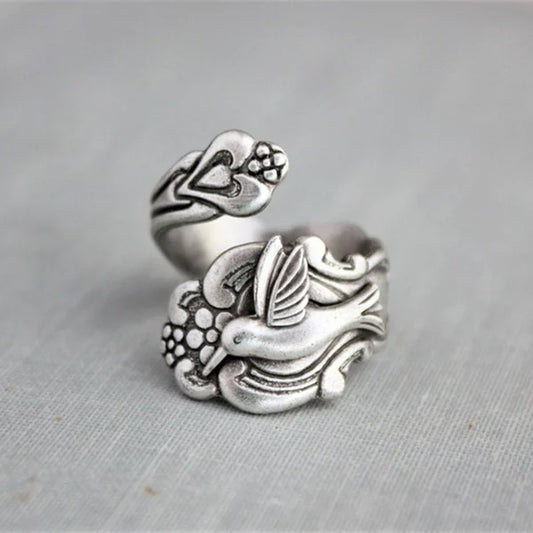 Hummingbird Flower Ring - emmy-rae-jewels.com