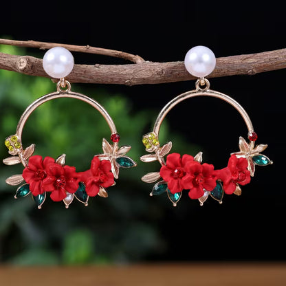 Elegant Gold Flower and Pearl Earrings