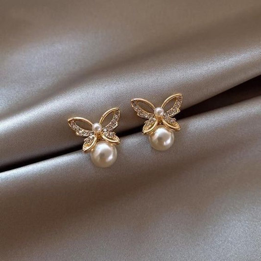Vintage Butterfly Pearl Earrings - emmy-rae-jewels.com