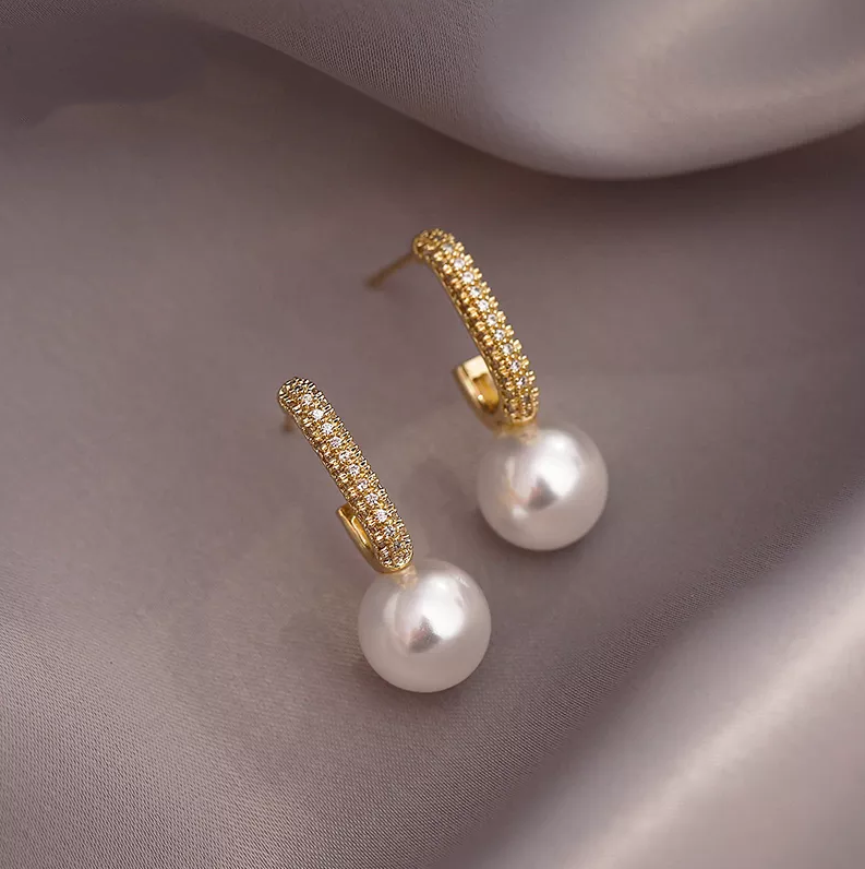 Elegant Bright Golden Pearl Earrings - emmy-rae-jewels.com