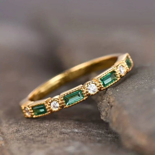 Vintage Green Zirconia Gold Ring