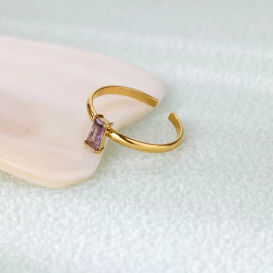 Adjustable Delicate Golden Ring with Colorful Gem