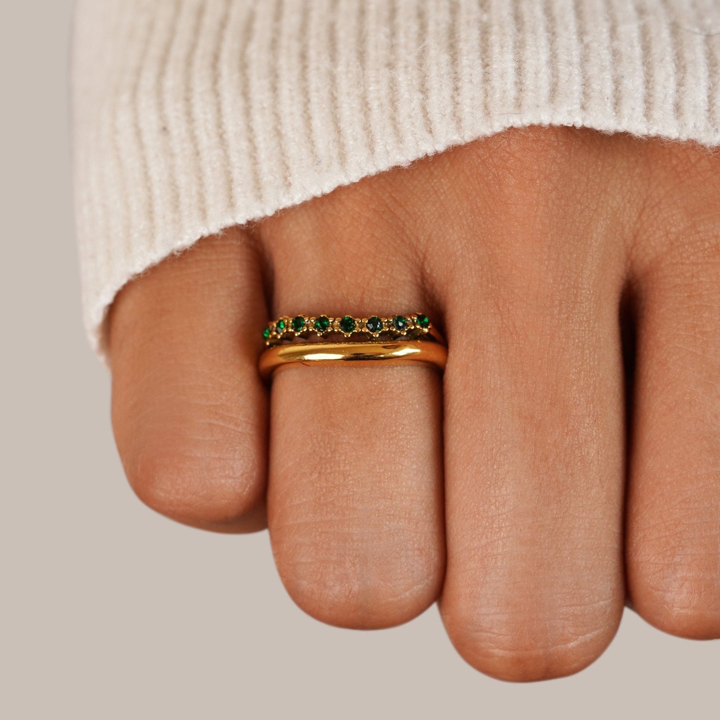 Mary - Emerald Green Layered Ring